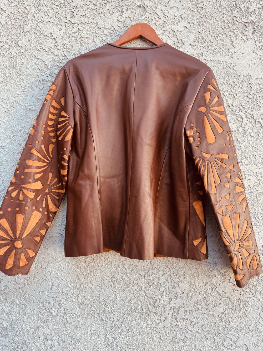Vintage Chico's Genuine Leather Laser Cutout Jacket Brown - Size 2 (L) - Picture 6 of 11